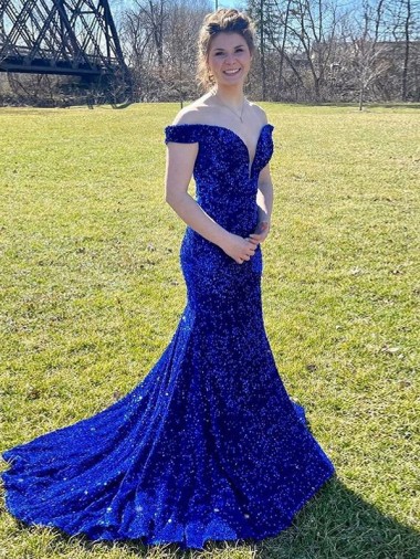 Discount Off the Shoulder Sleeveless Long Sweep Train Velvet Sequin Prom Dress UK